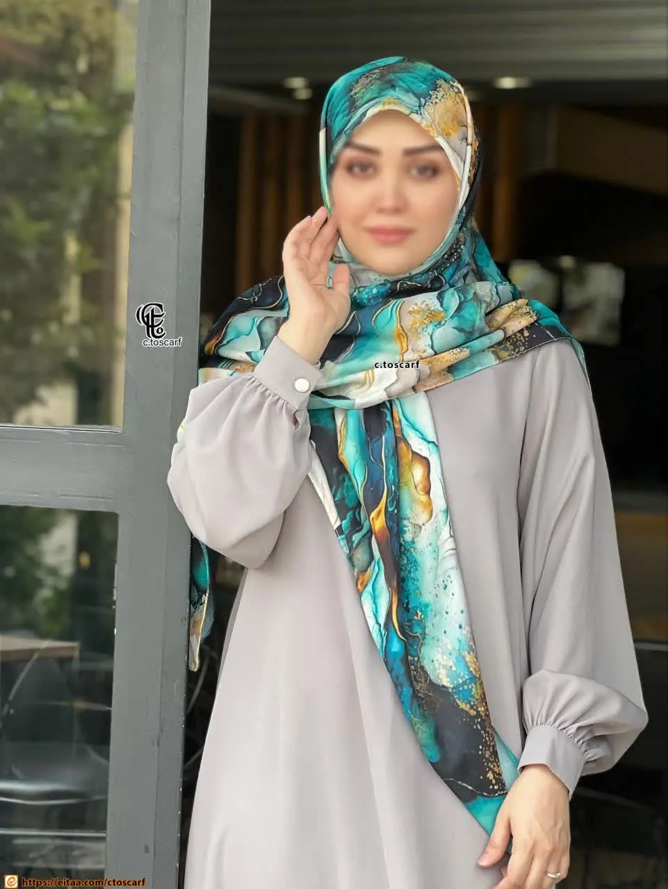 روسری طرح لارا سبز آبی 🦚🦋✨
