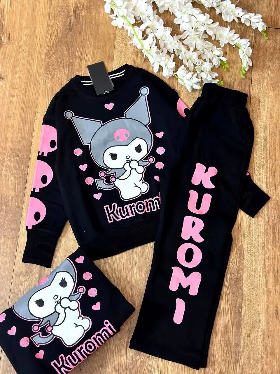 طرفدارای کرومی دستا بالا🙋‍♀
