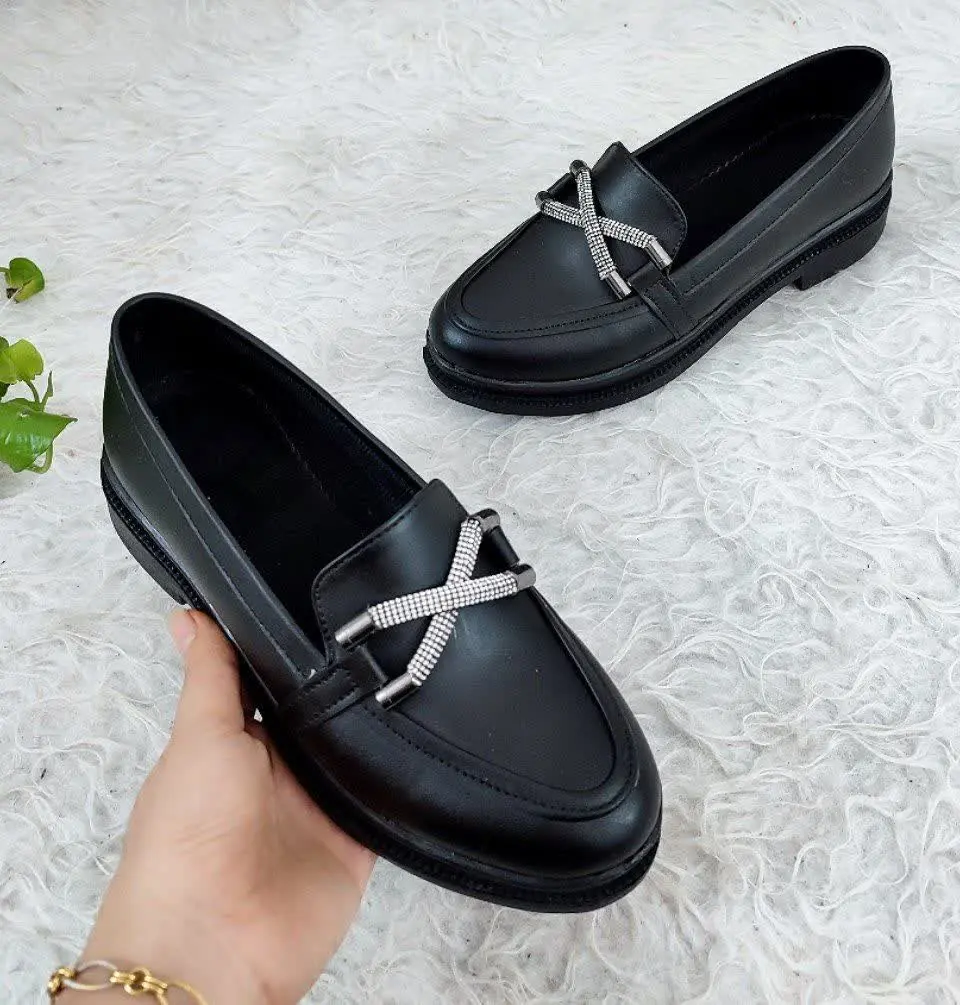  نام: 🥿 کالج طبی مدل گانتی نگینی😍
