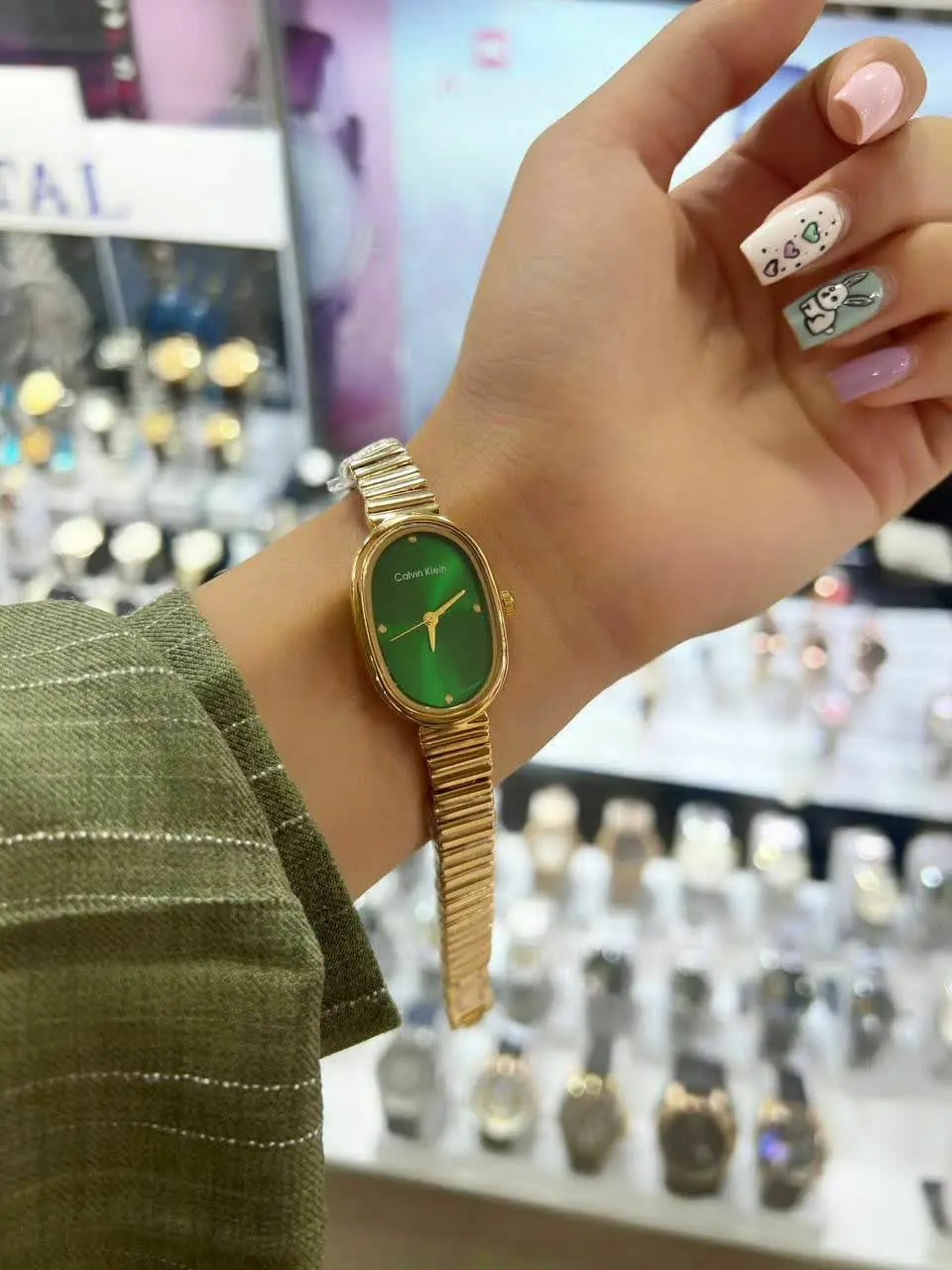 CALVIN KLEIN👱‍♀🧑‍🦰
