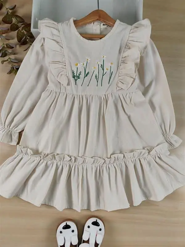 پیراهن آستین دار گل بابونه 
