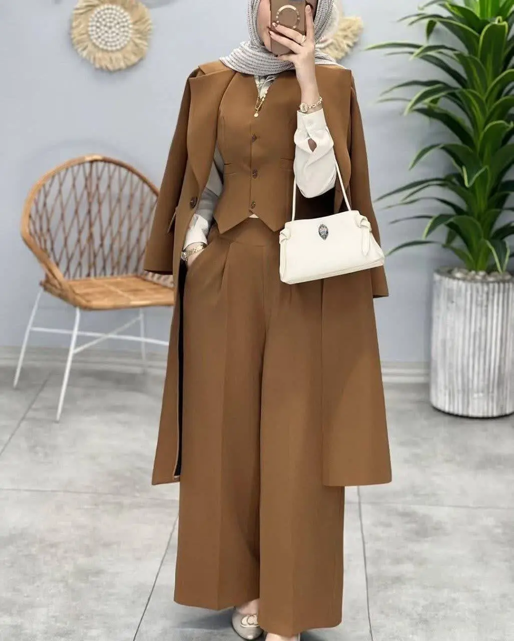 🌻نام: ست سه تیکه هانا😍😍
