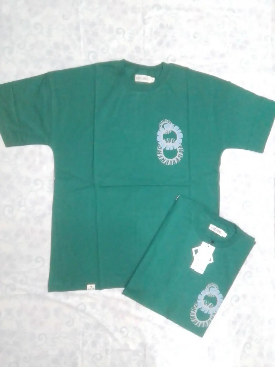 تی شرت نخ پنبه طرح دو سمت 
