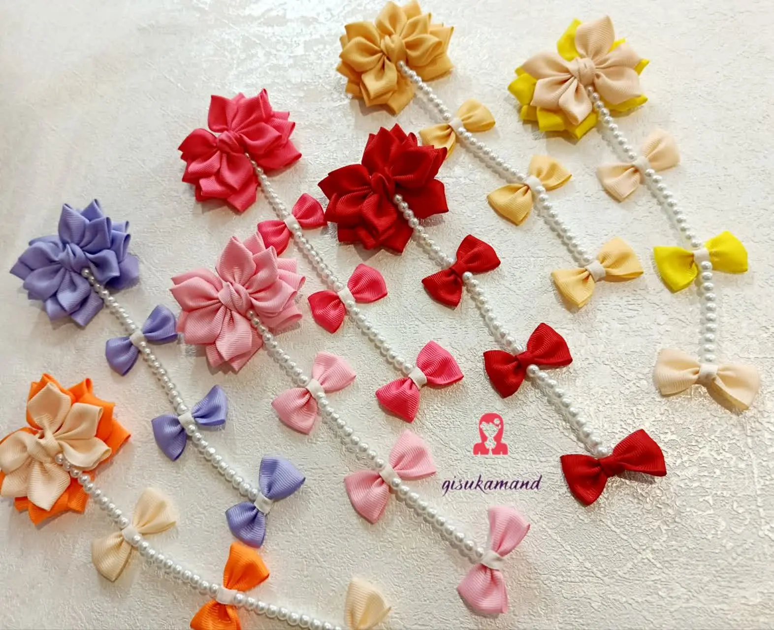 گلسر دنباله دار مرواریدی🥰