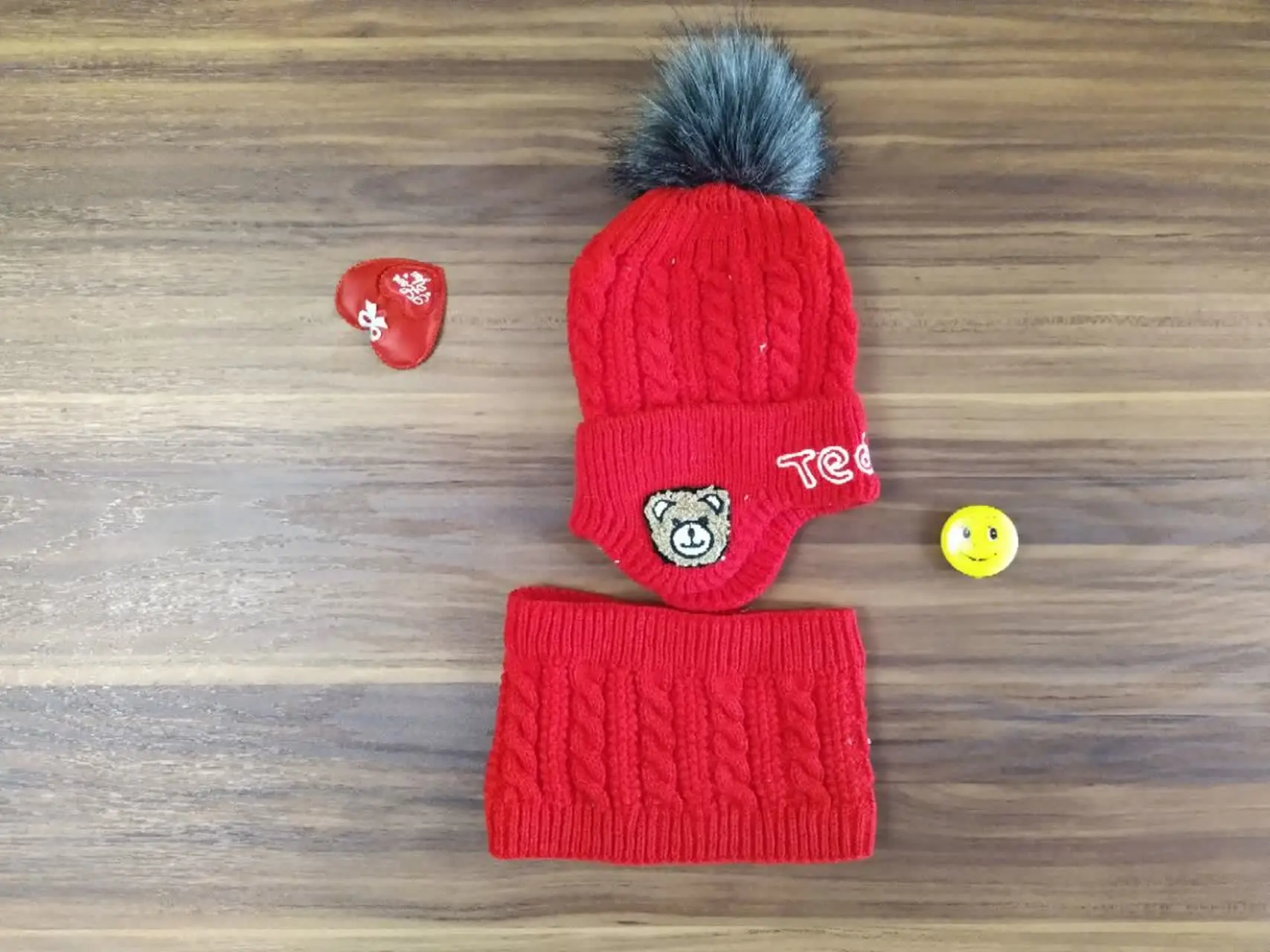 🌨 مدل شال حلقه‌ای دور گردن 
