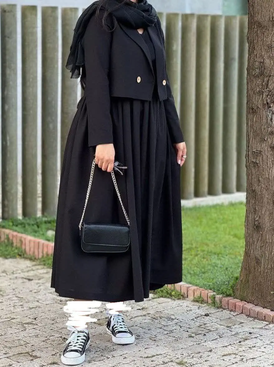 🌙نام: ست کت و سارافون بسیار زیبای فروزان
