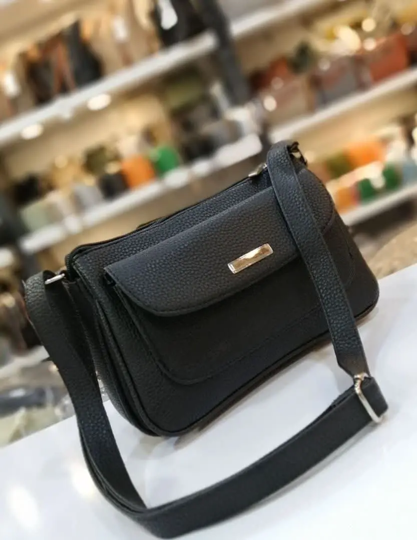 دوشی جادار۳ خونه
