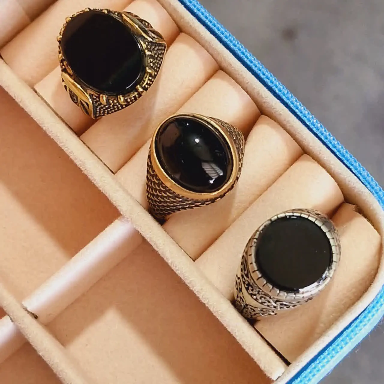 موجودی #انگشتر نگین مشکی 
