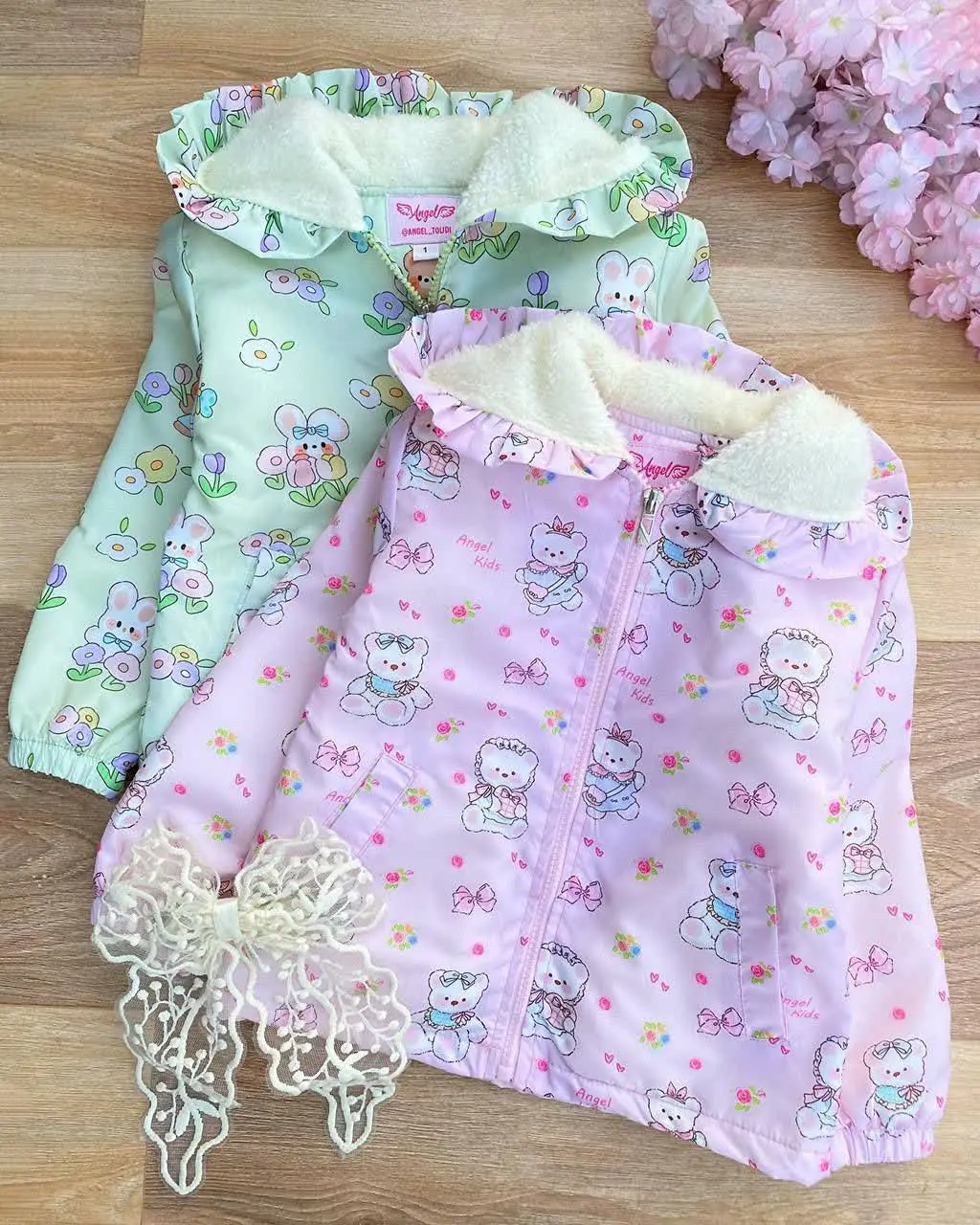 کاپشن دخترونه 😍😍