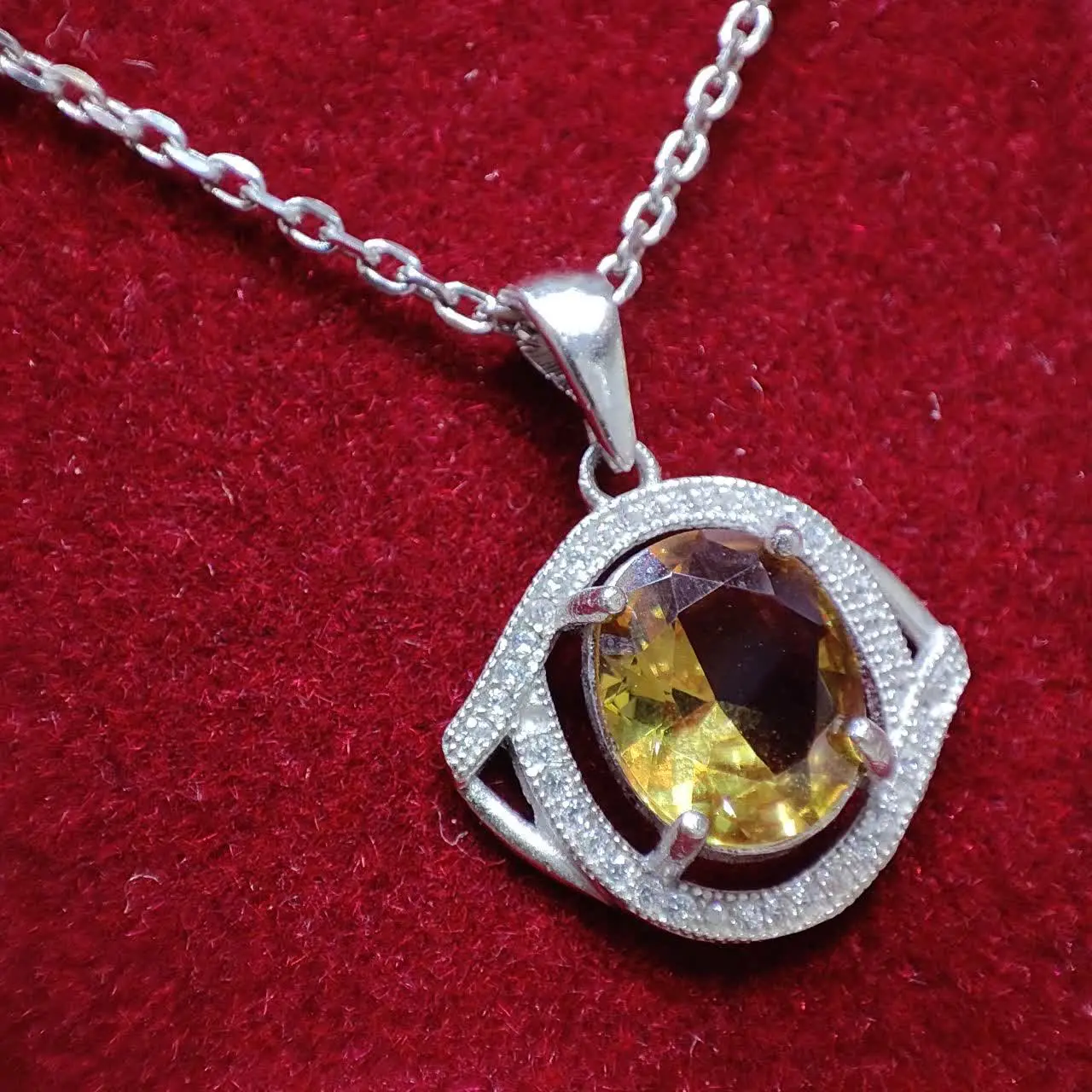 پلاک زنانه الکساندریت💍😍
