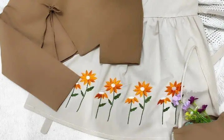 یعنی این مدل که کیف ست هم داره
