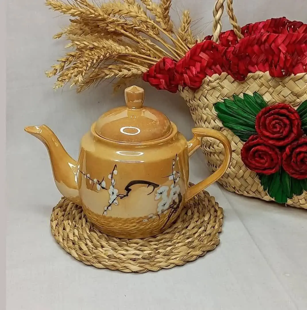 قوری گل شکوفه قدیمی 
