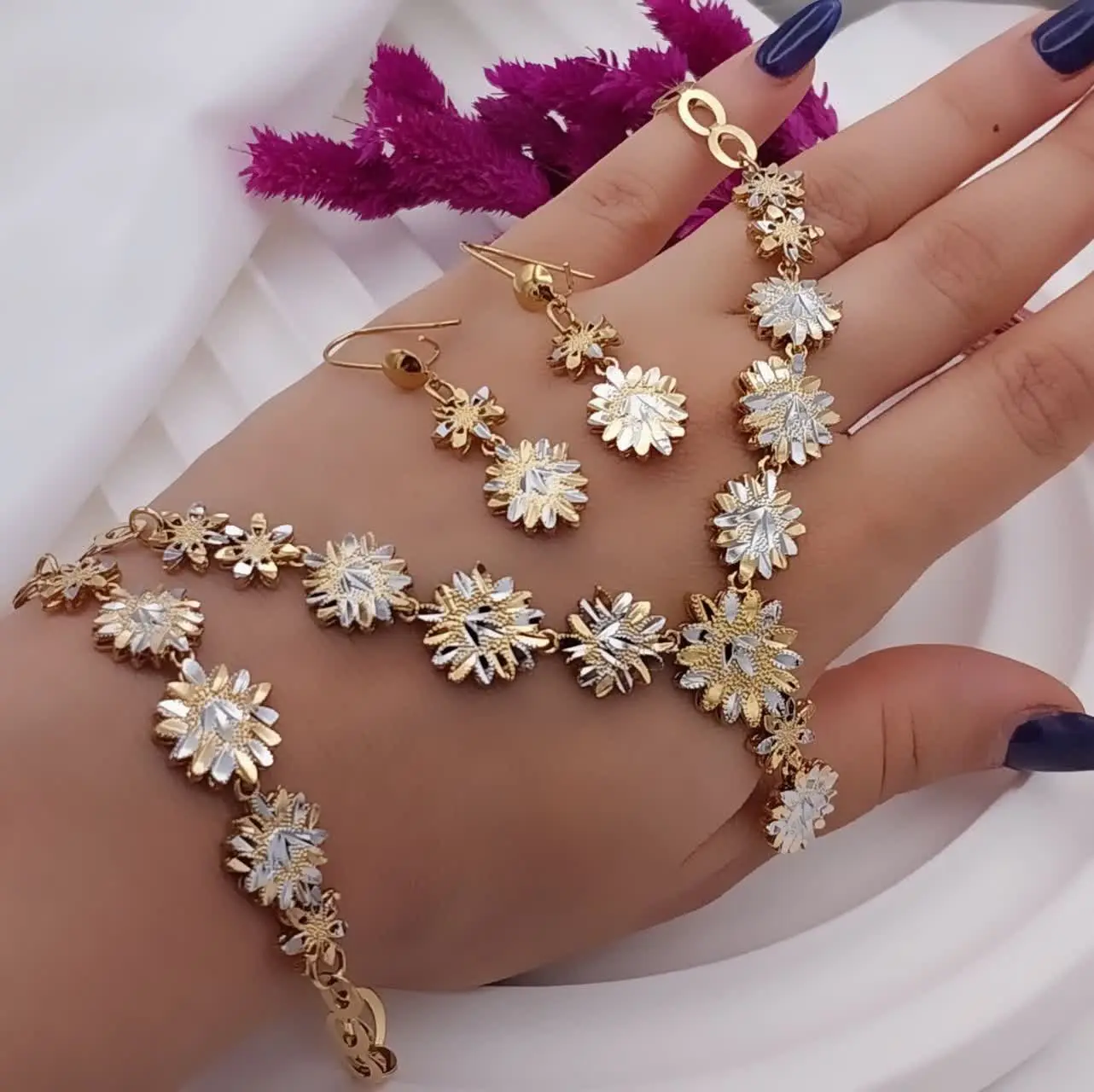 #سرویس طرح طلا دورنگ جدید😍
