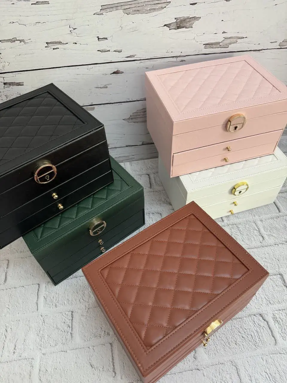 جای اختصاصی برای گردنبند دس...