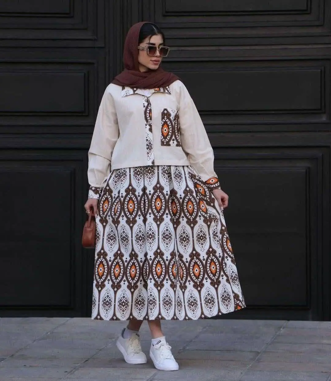 👗شومیز +دامن طرحدار
