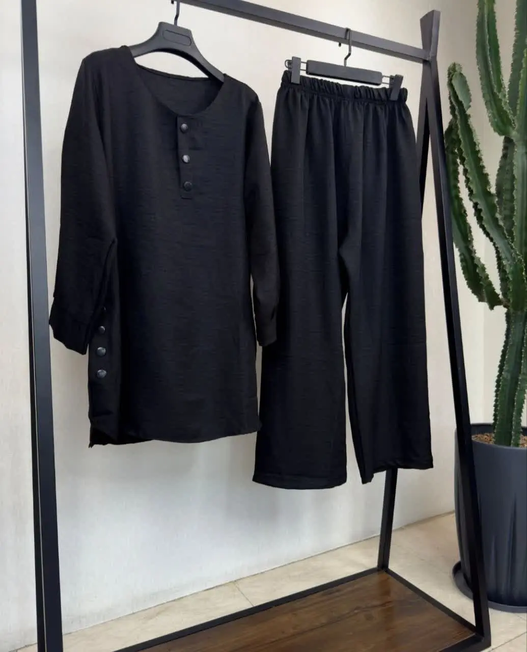 ❤️نام: ست مانتو و شلوار پینار ۱۶
