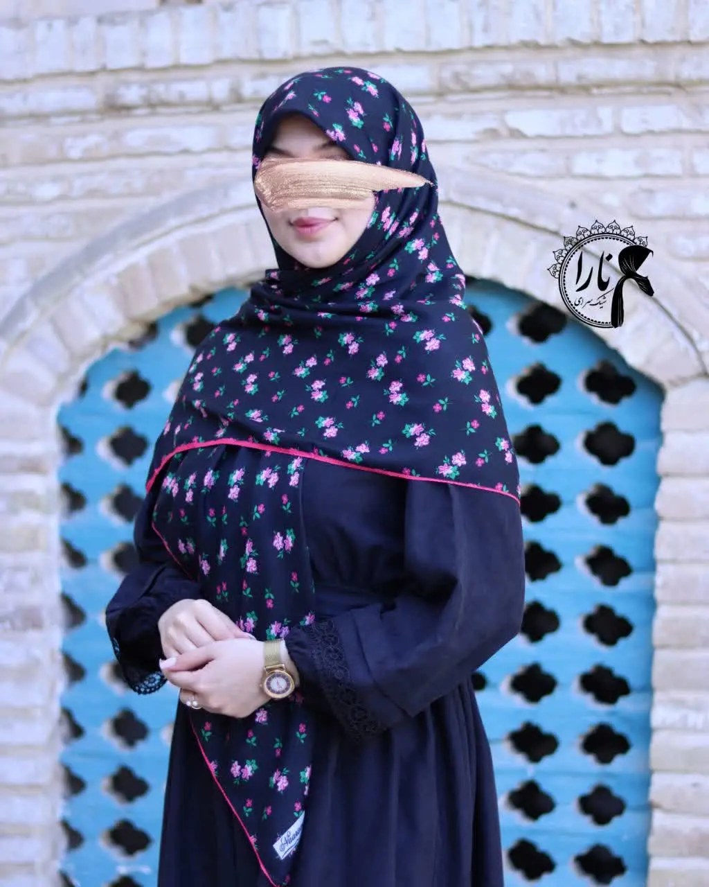 مشکی گلریز صورتی😍❤️
