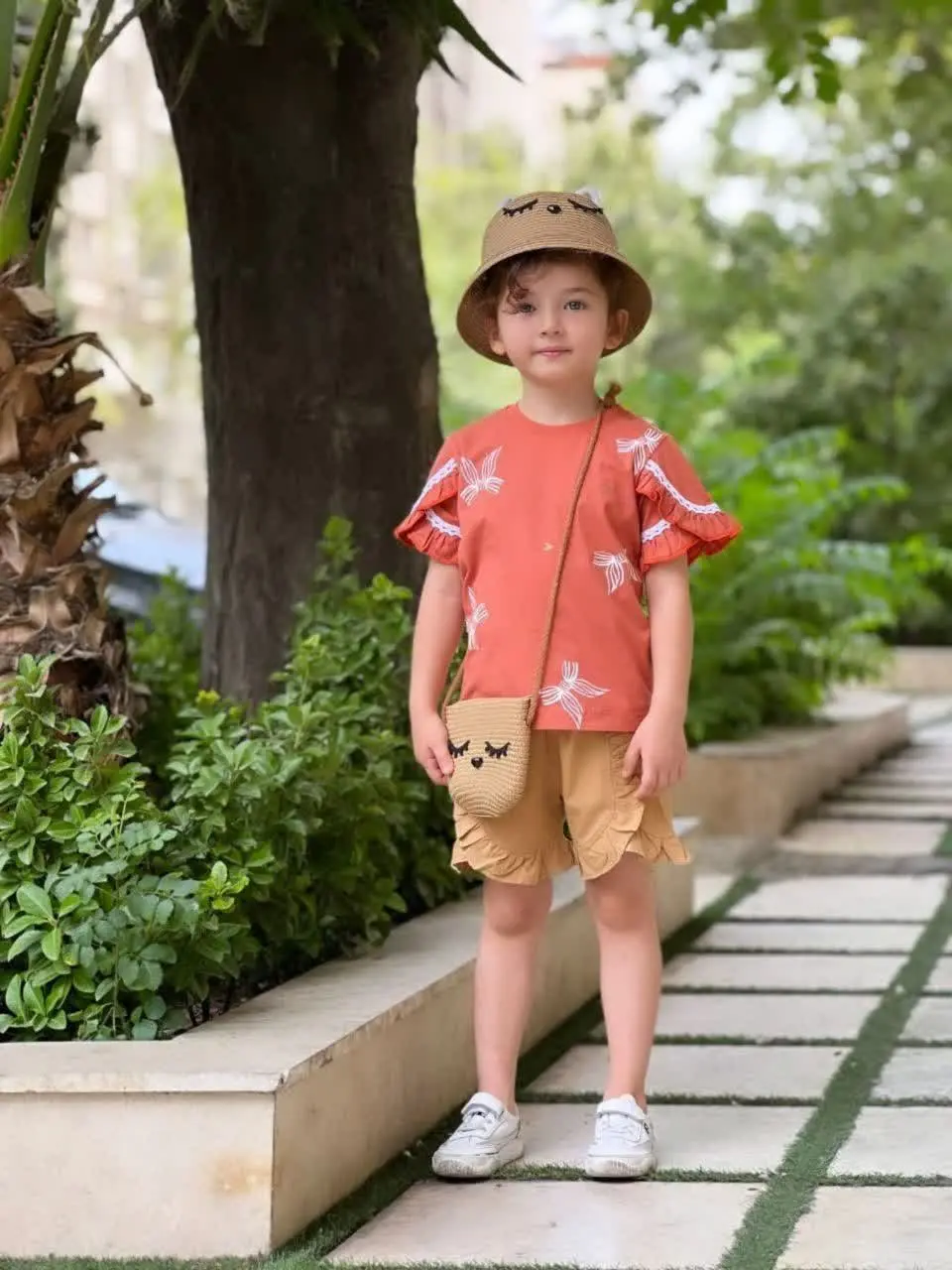 👚نام: 🔥🔥بلوز شرت مجلسی دخترانه استین کلوش گلدوزی پاپیون جنس پنبه کتان - کد ۷۰۴۲🔥🔥
