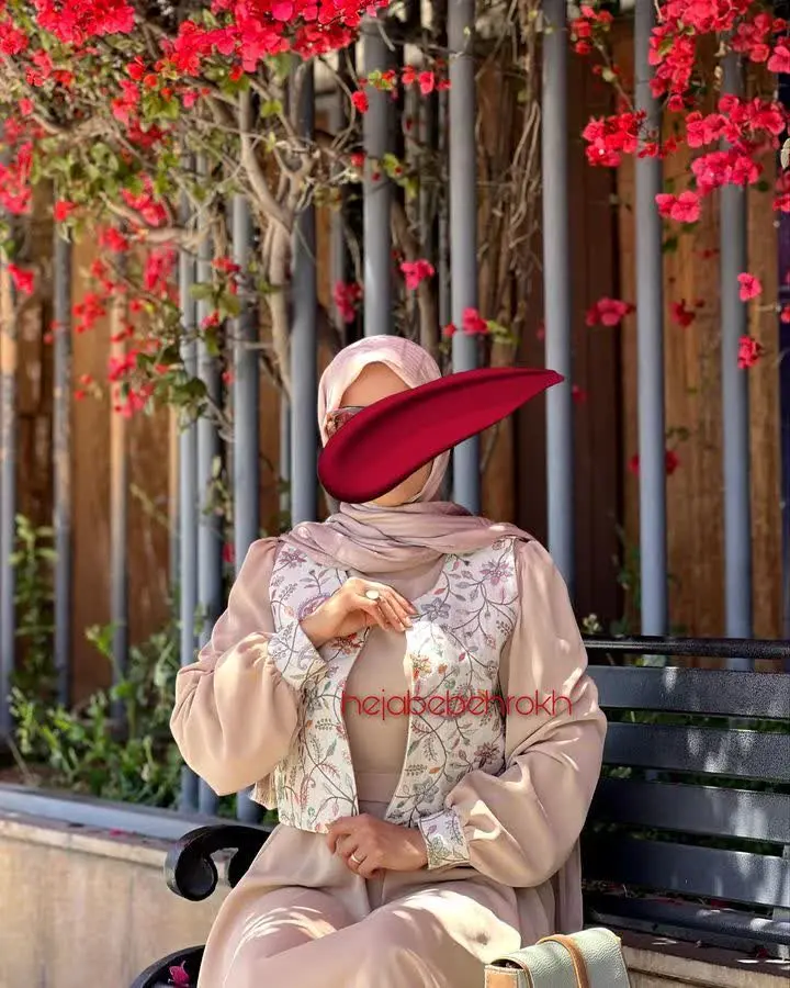 پیراهن عبایی به این دلبری اخه🥹
