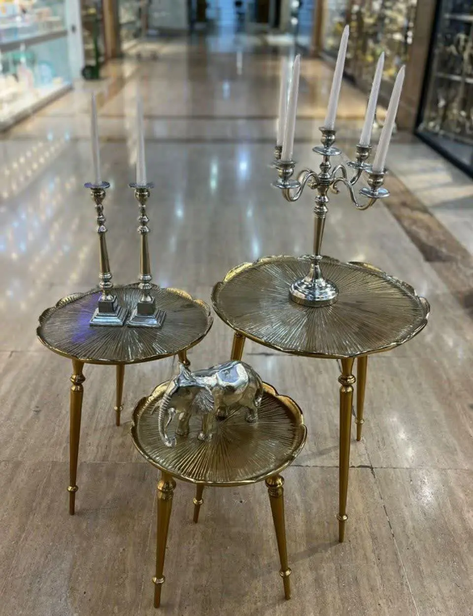 میزعسلی نیلوفر پتینه فورتیک
