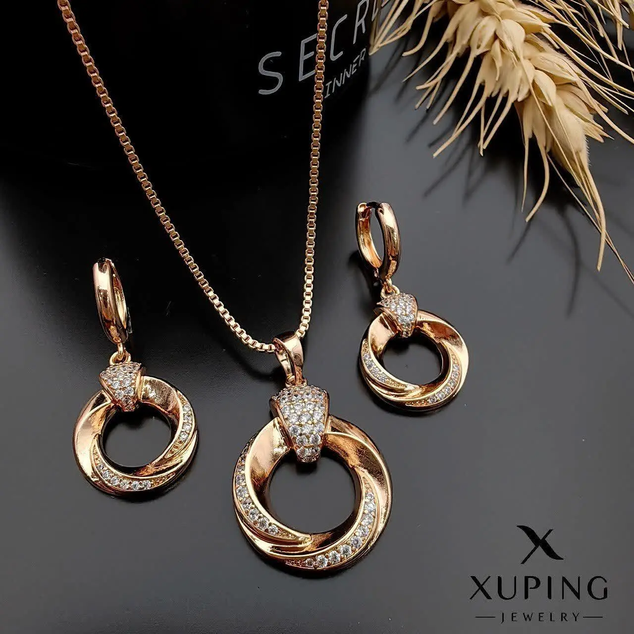 #نیمست بدون زنجیر ژوپینگ کد ۱۰۳۷
