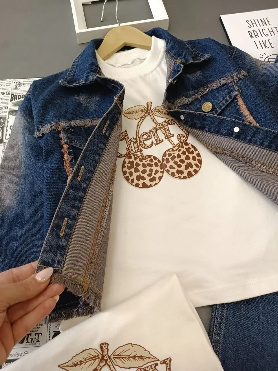 سه تیکه لی گیلاسی