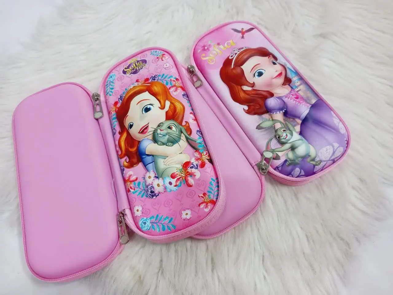 جامدادی طرح برجسته دخترانه
