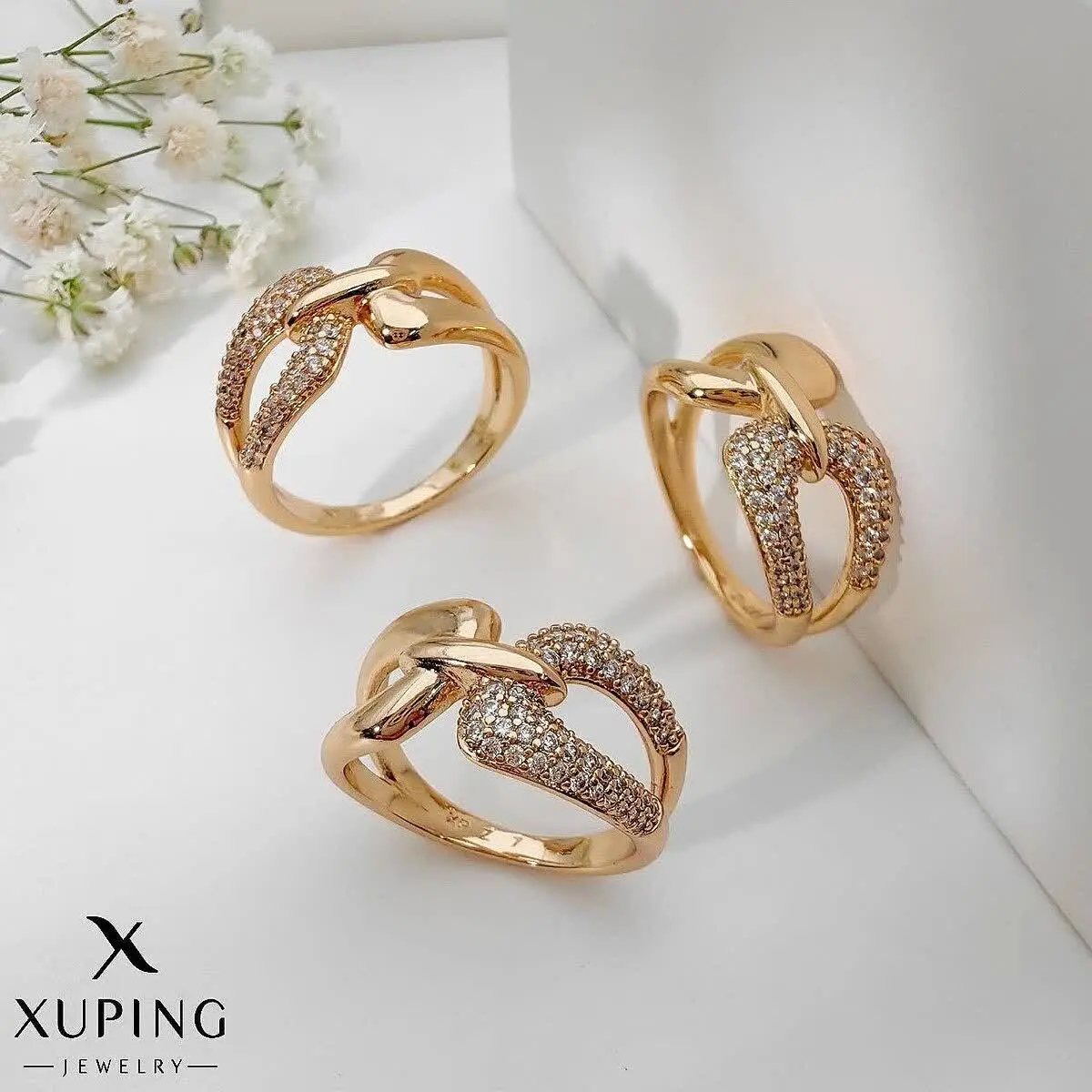 ⚜ انگشتر نگین دار طرح طلا ا...