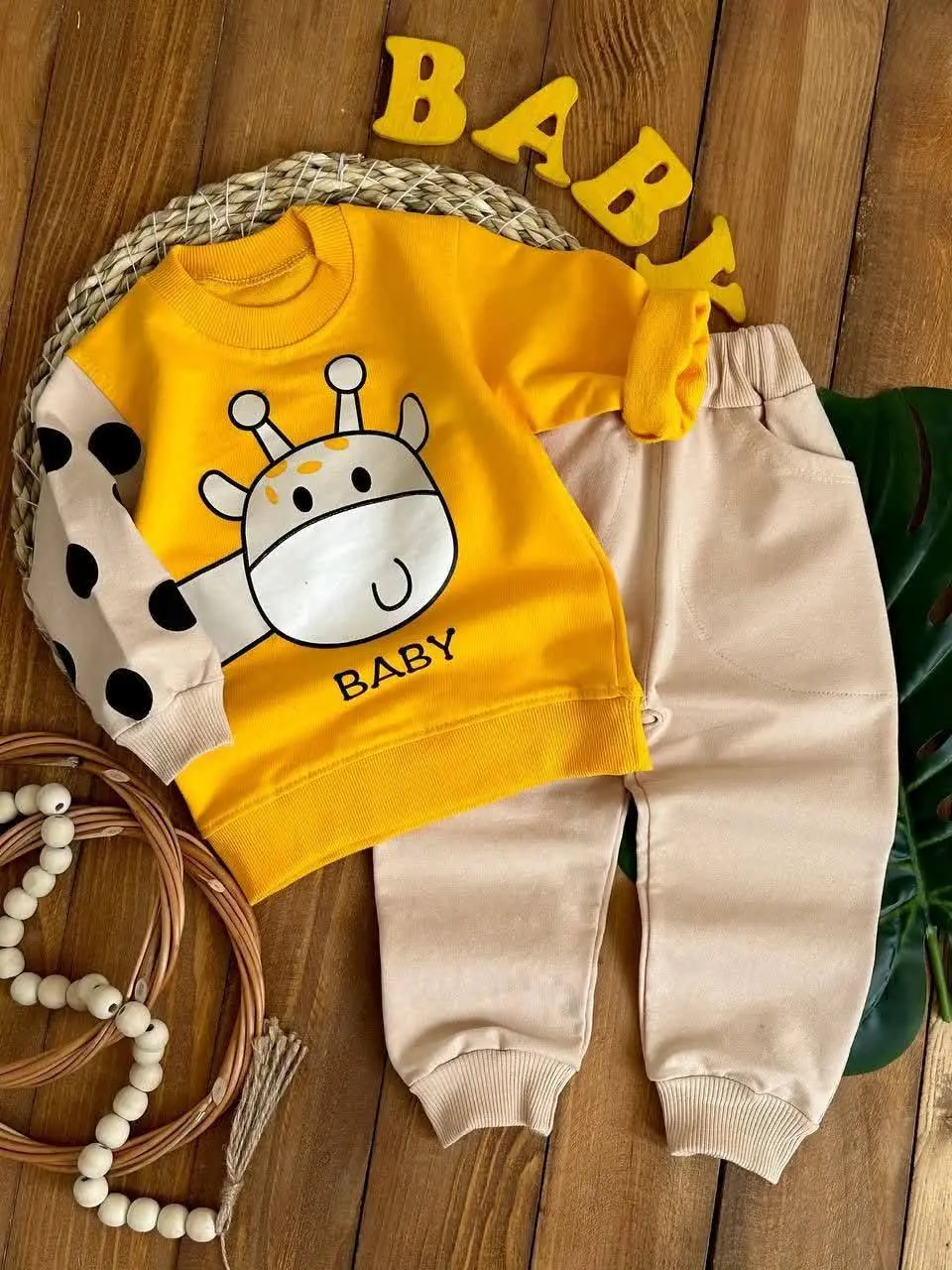 حتما سیوش کن چون ارزون‌تر از این دیگه وجود نداره😍🤩🍁🍂🍂
