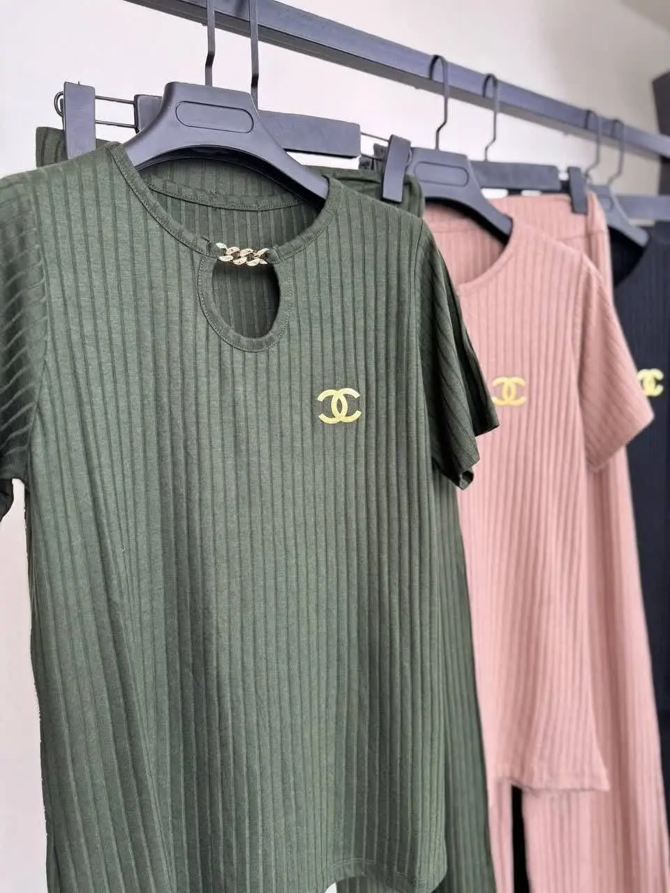 🔮نام: بلوز یقه اشکی و شلوار chanel
