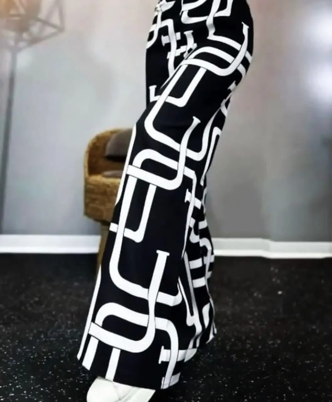 👚 نام: شلوار طرحدار
