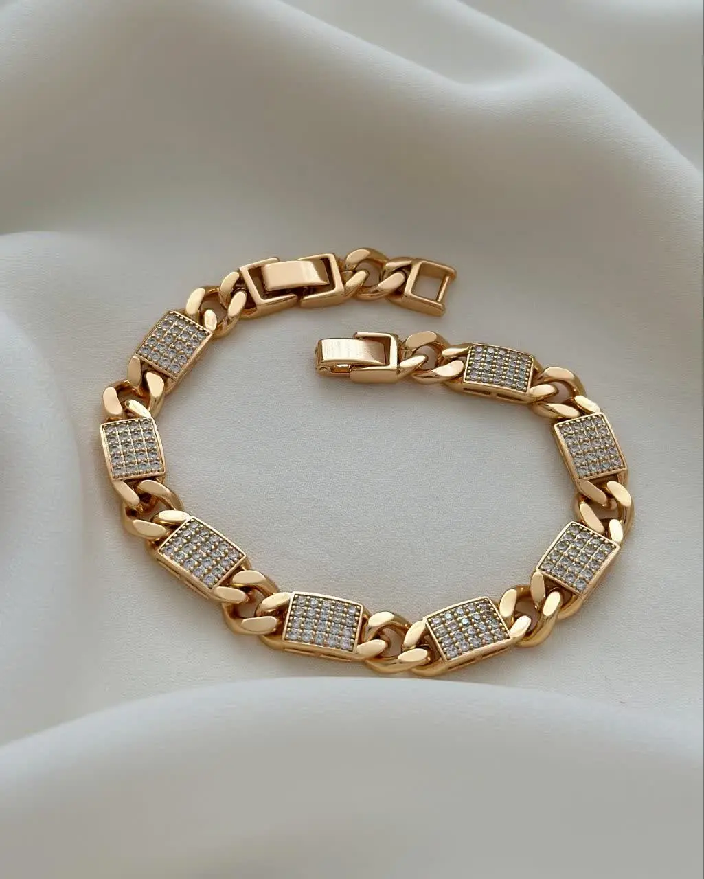 #دستبند ژوپینگ کد ۱۹۳۶
