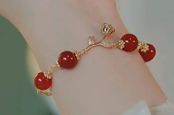 دستبند گل عشق