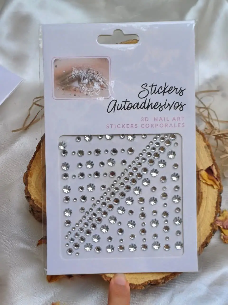 ⁦⁦ (•‿•) ⁩
