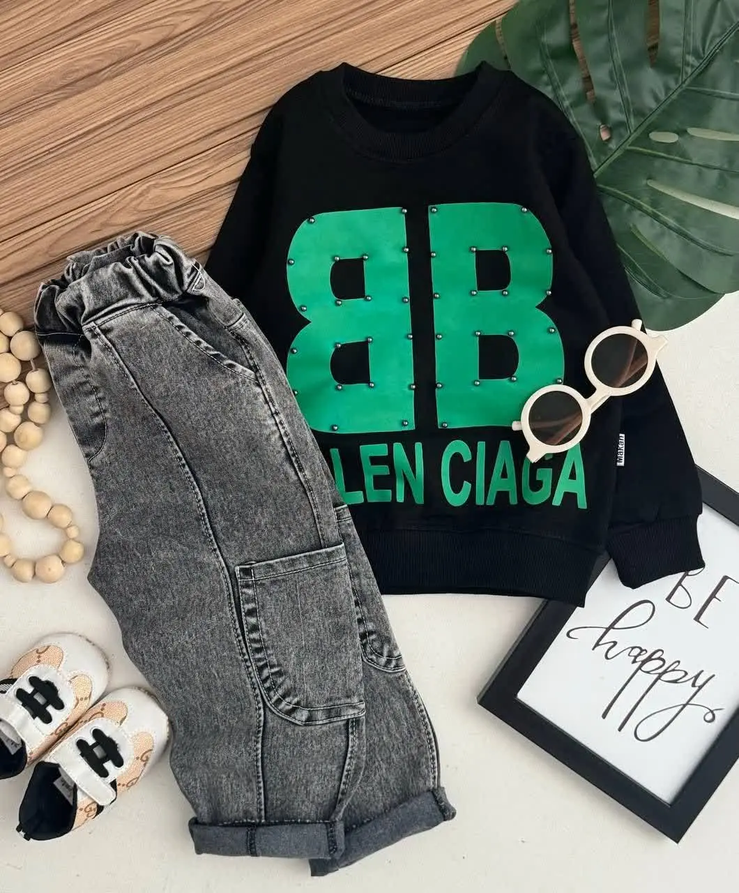 ست بلوز شلوار پسرونه فوق لاکچری عیدانه😍😍😍
