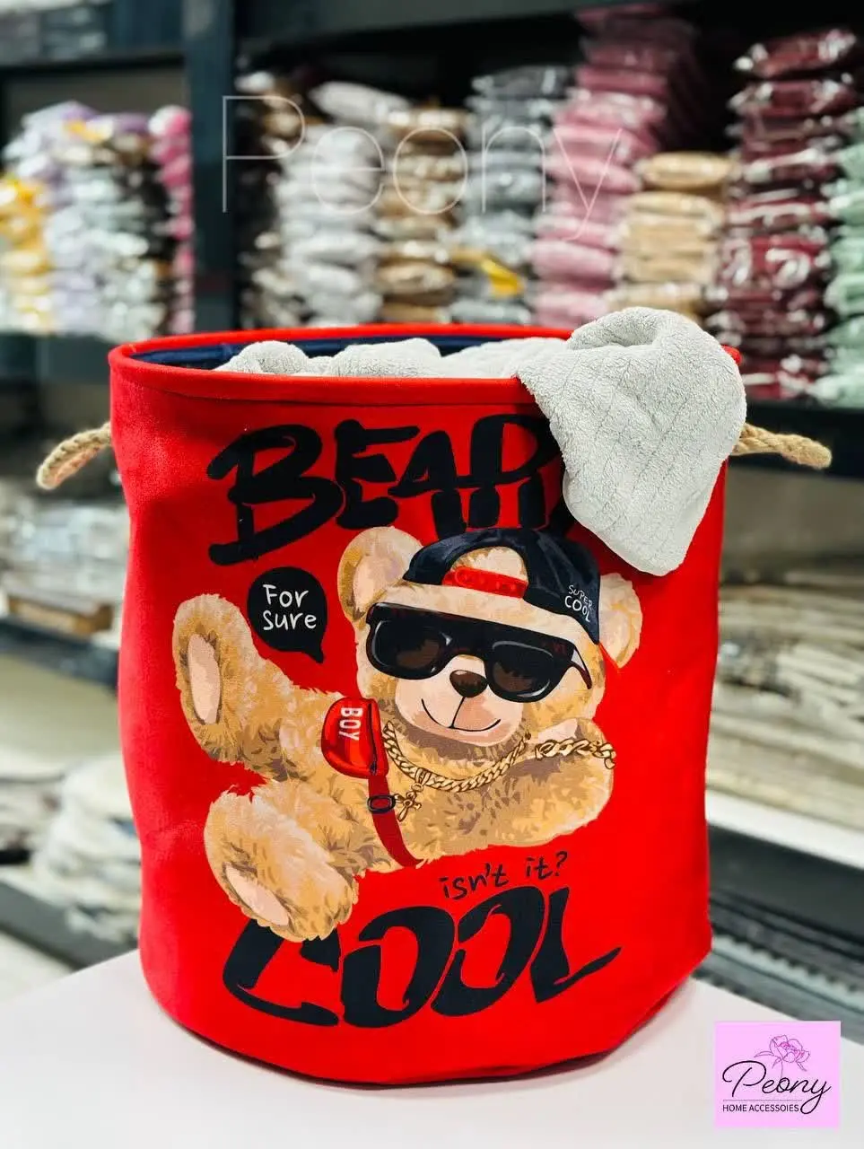 باکس بزرگ لباس واسباب بازی...