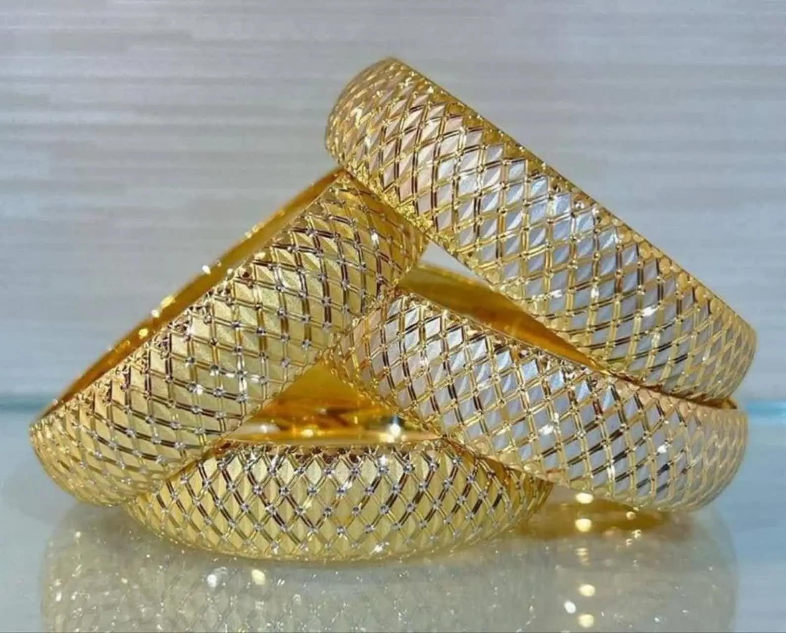 😇گالری طلای نقد و اقساط خانم پارسه 
