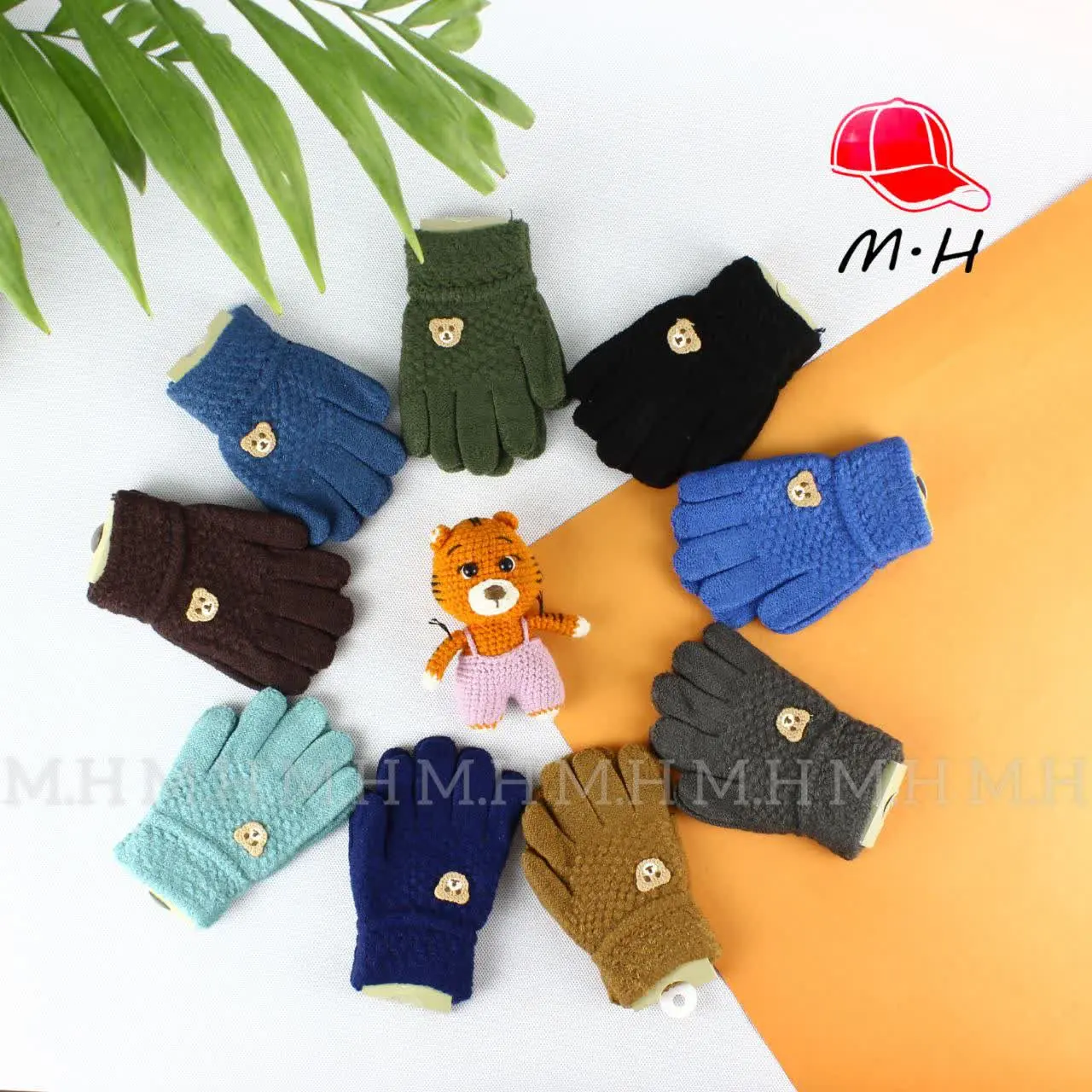 نام کالا …💯دستکش خرسی پسران...