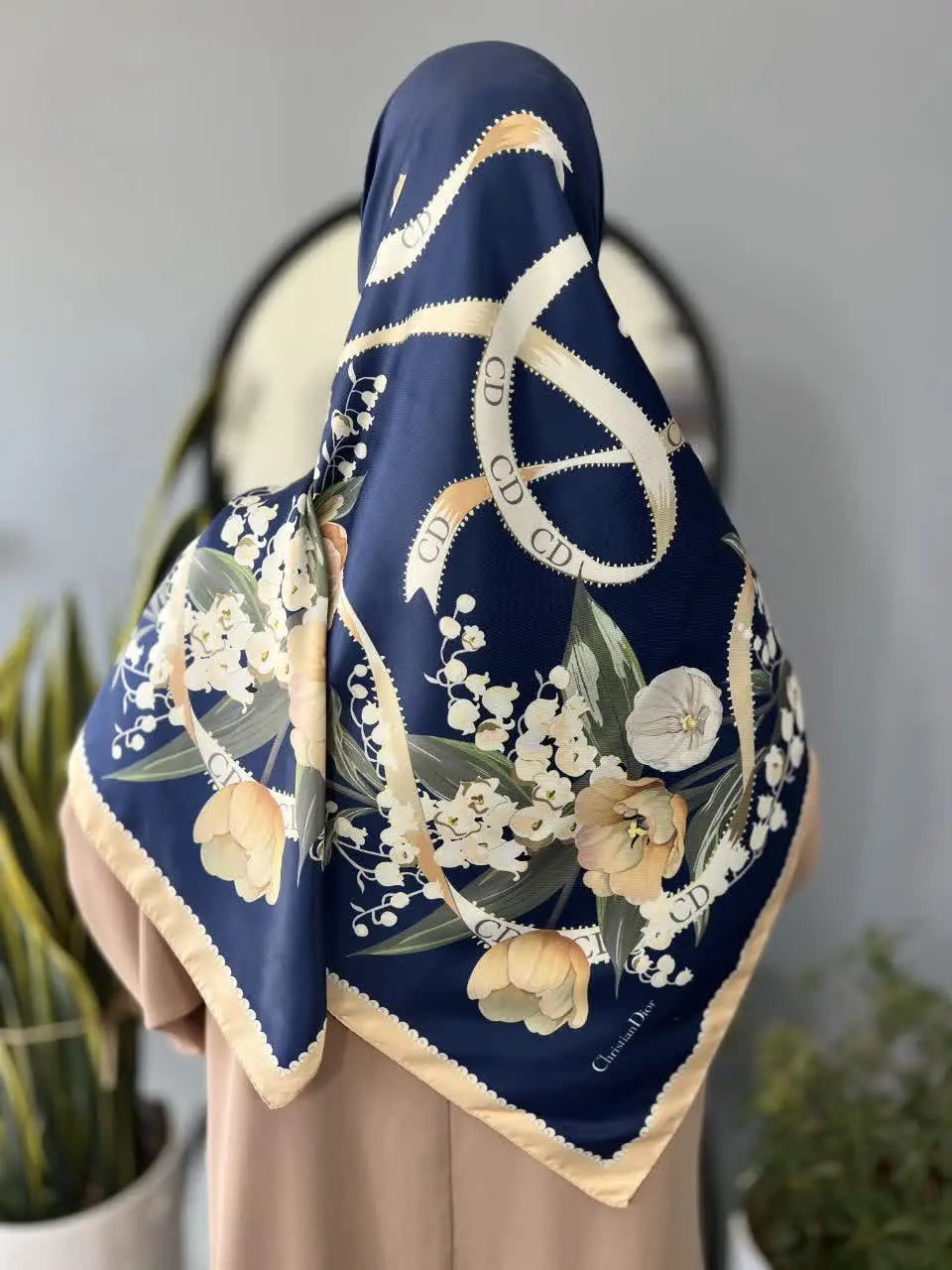 روسری سوپر نخ طرح لاله🌱🌸