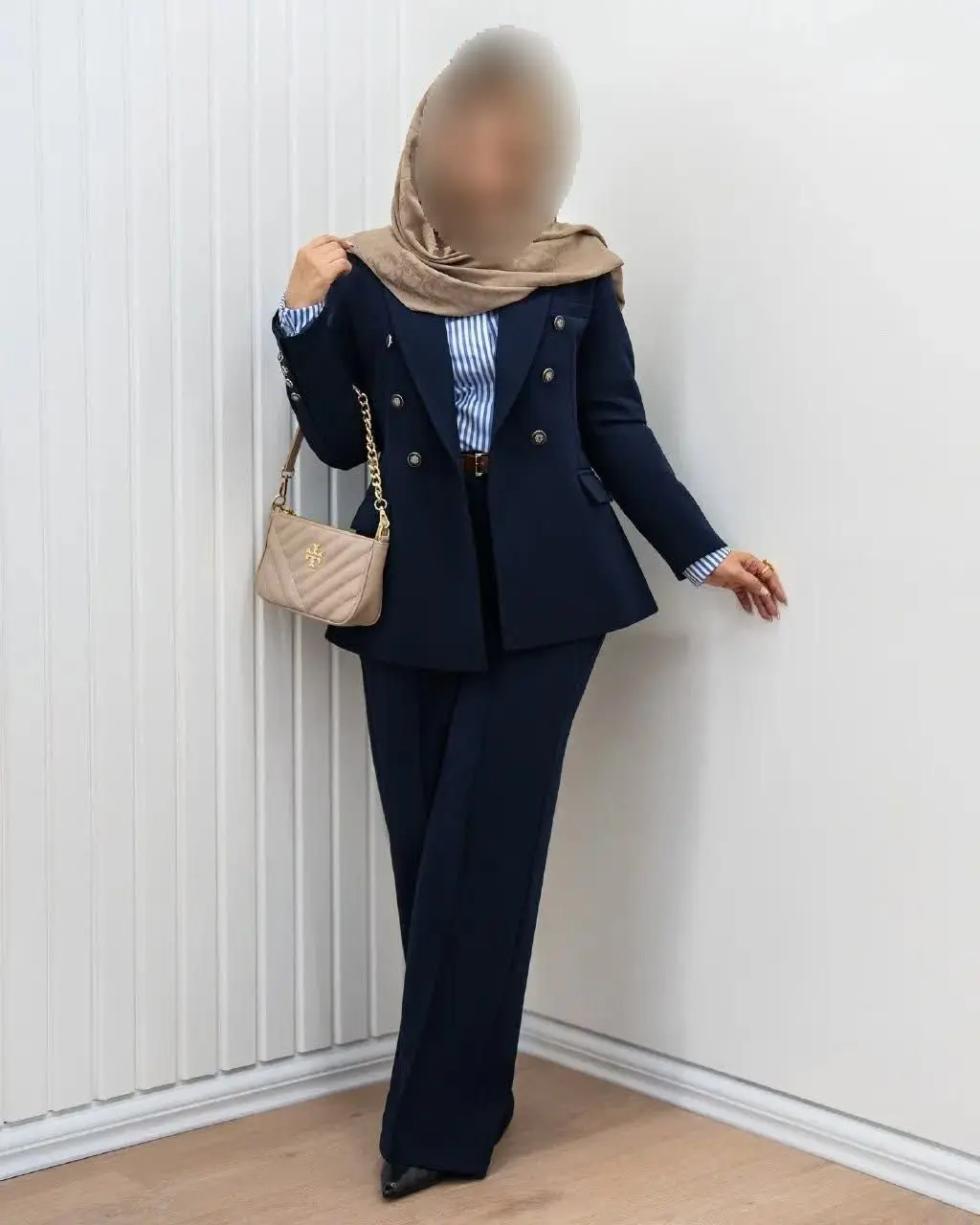 🌷نام: مانتو شلوار کلاسیک 
