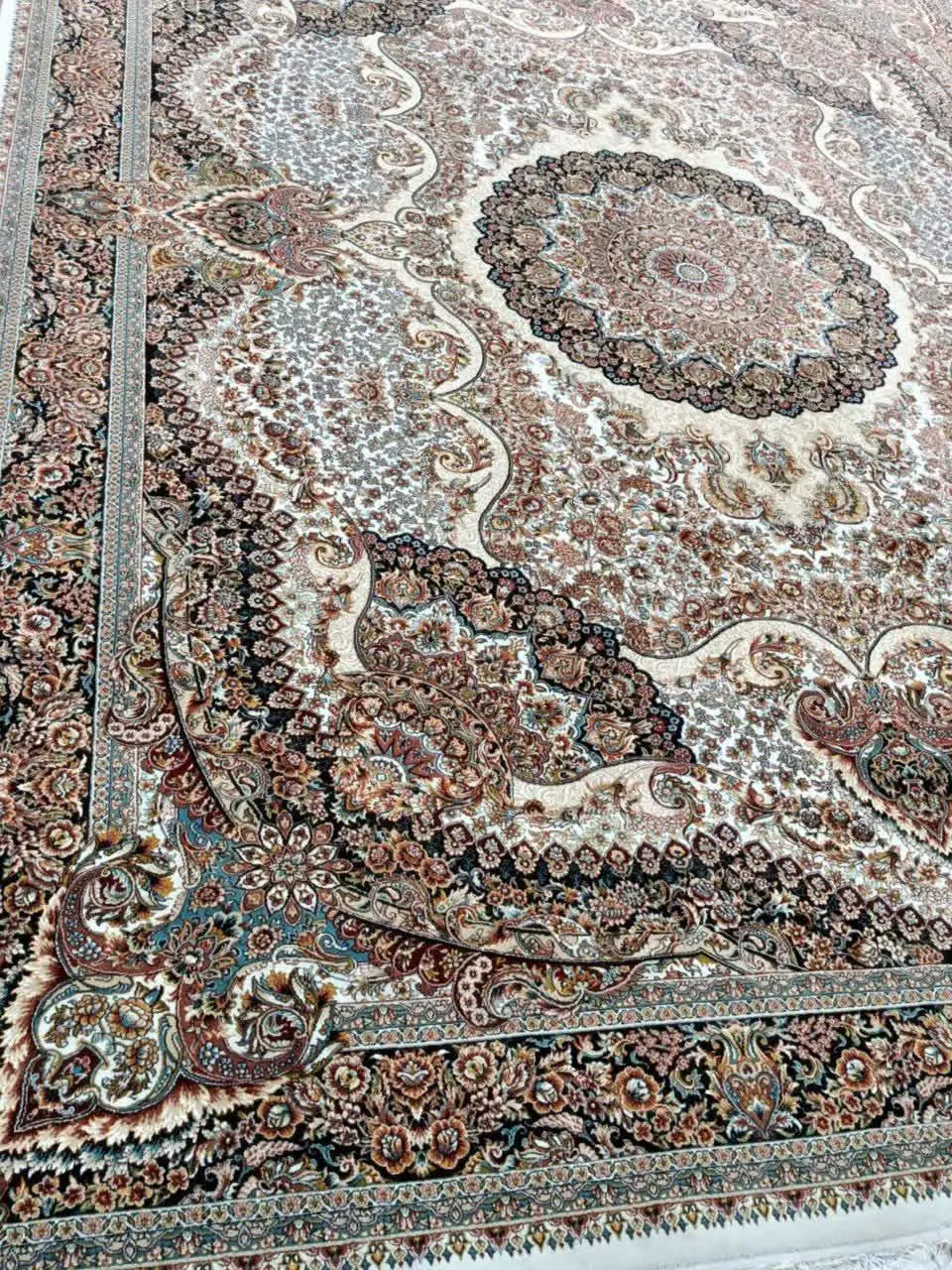 یه ۱۲ یه ۶ متری ۷۰۰ شانه تر...