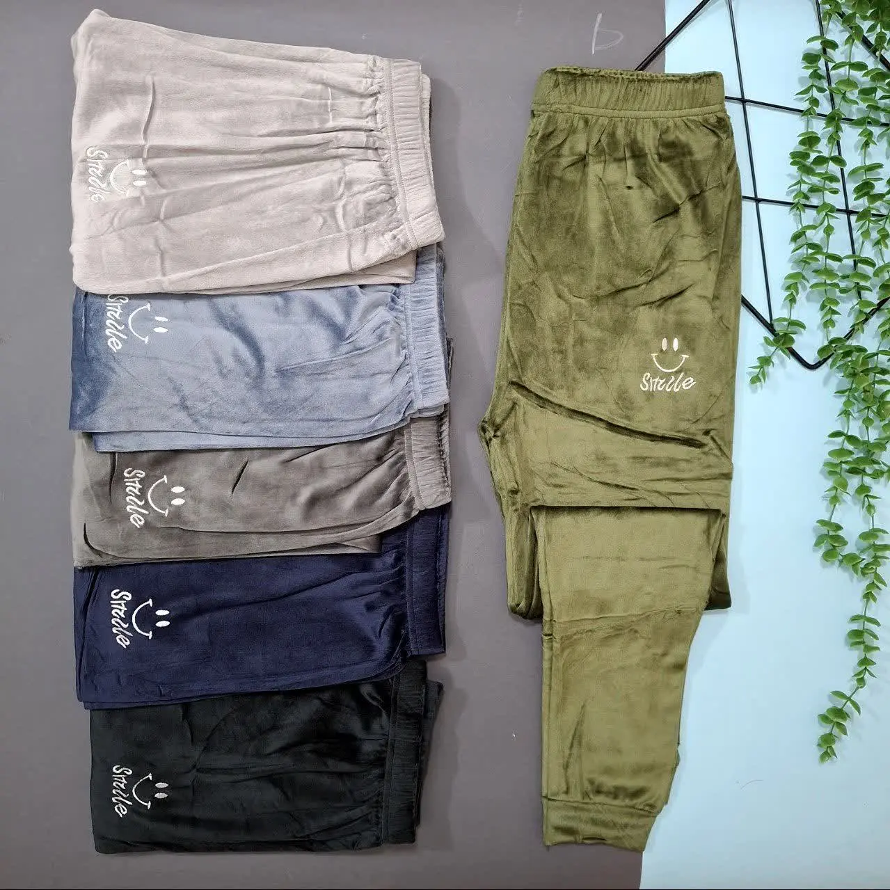 ‌‌ 🌸شلوار مخمل لبخند🌸
