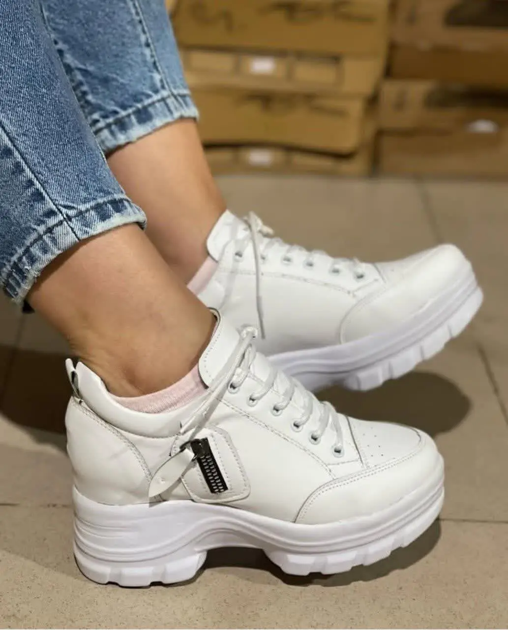 رنگ مشکی سفید  کرم