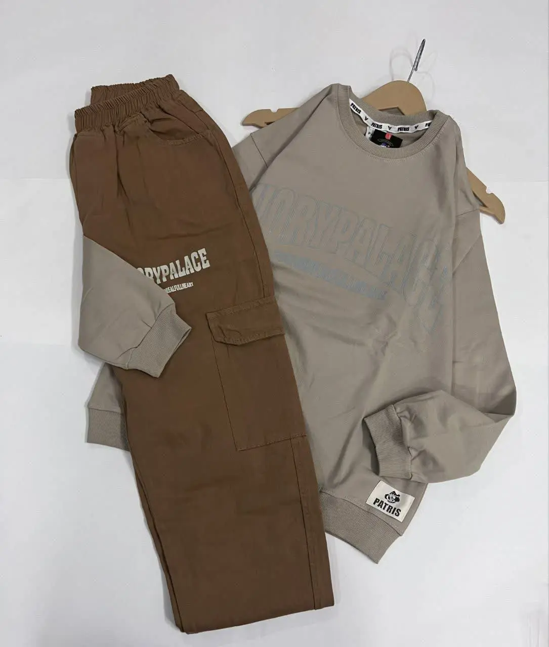 هر پسر خوشتیپی حتما یکی از...