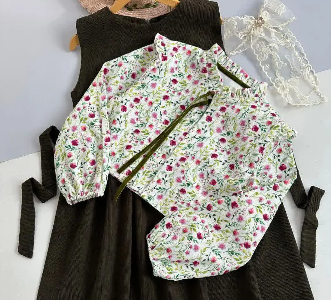 ست کت و سارافون گلبرگ