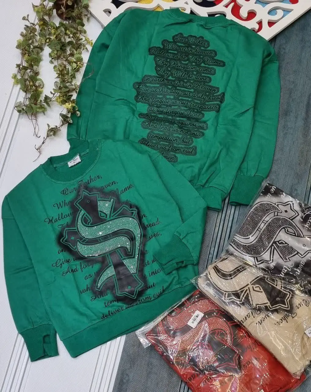 🇮🇷🧥🧶👗👚👔🎽👕👖💎
