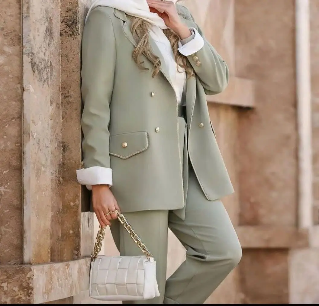 نام: کت و شلوار ماهروخ
