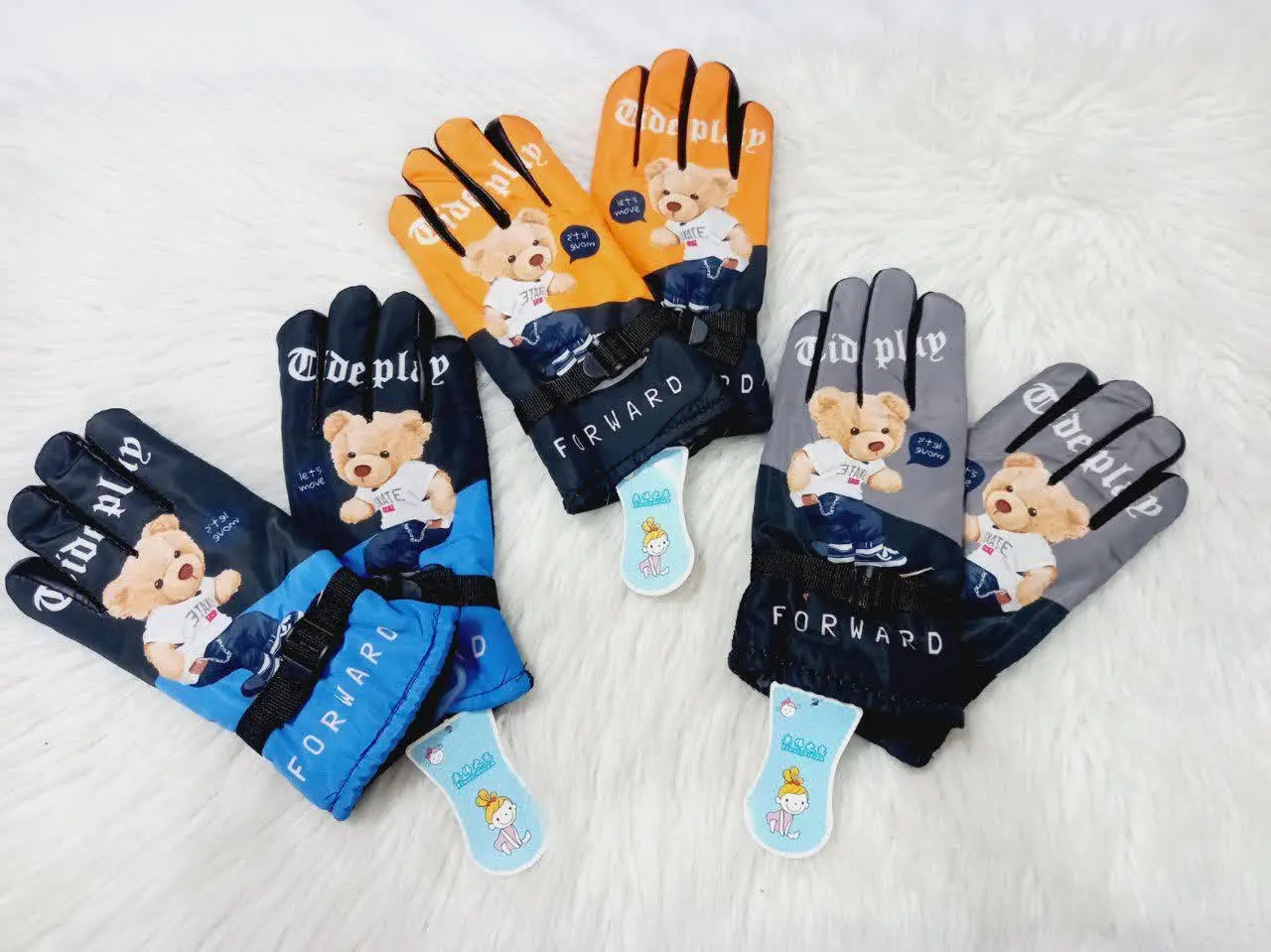 دستکش ضدآب تدی
