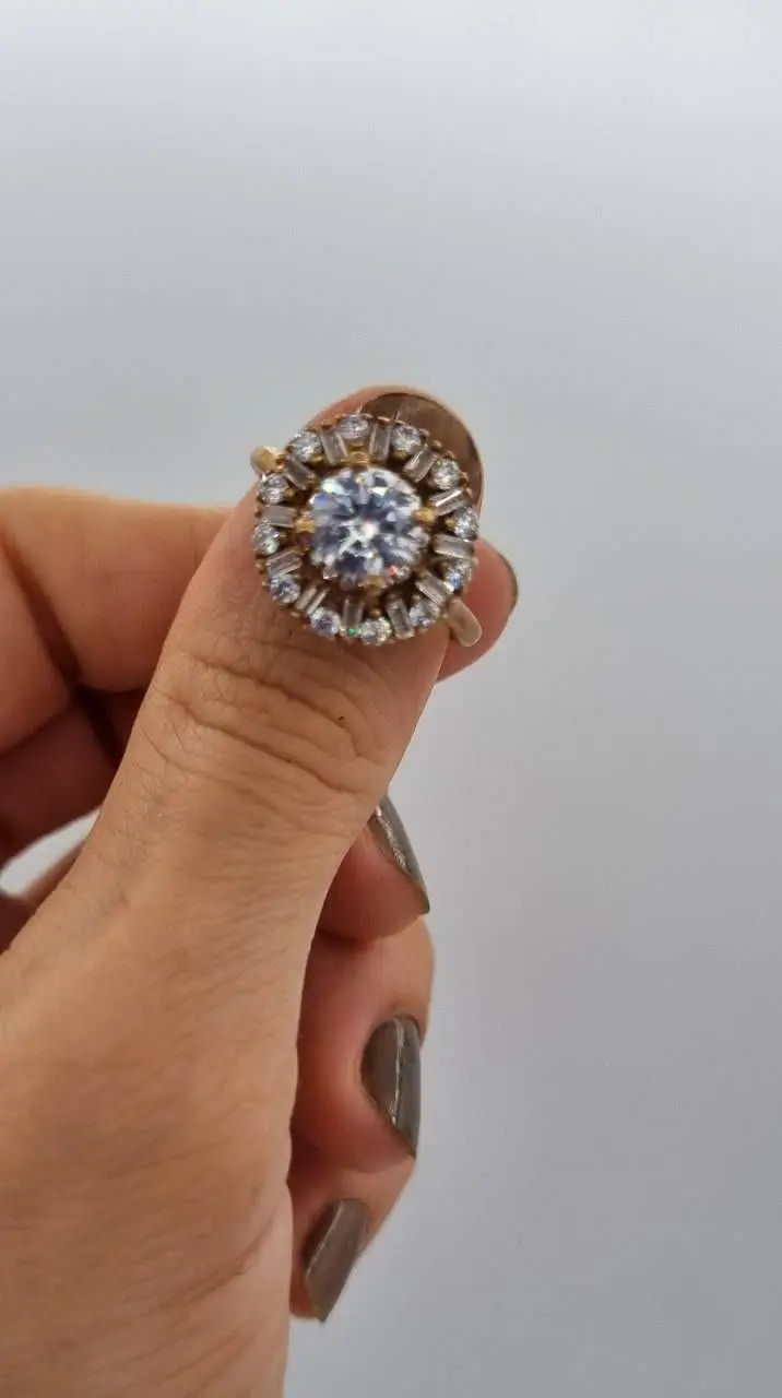 انگشتر طلاروس