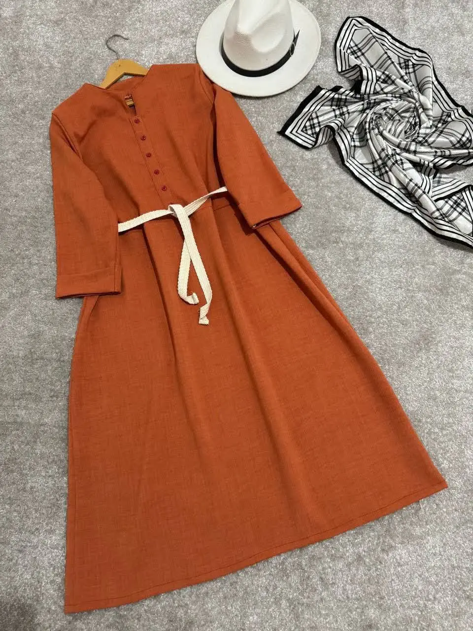 نام: پیراهن 
